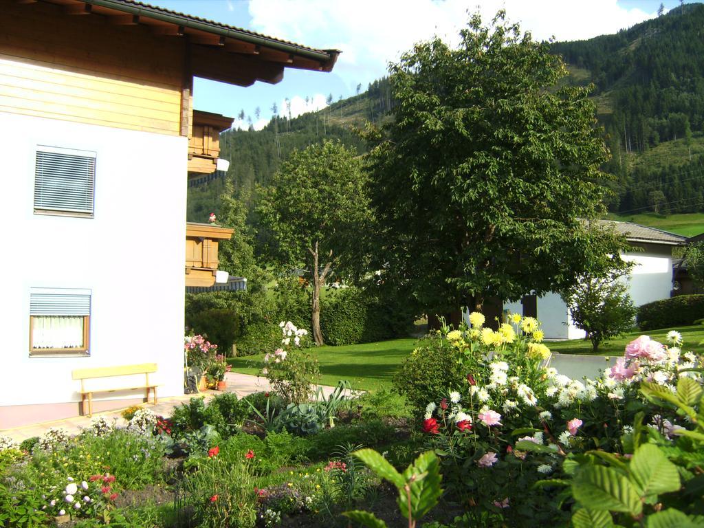 Landhaus Geisler Uttendorf Exterior photo